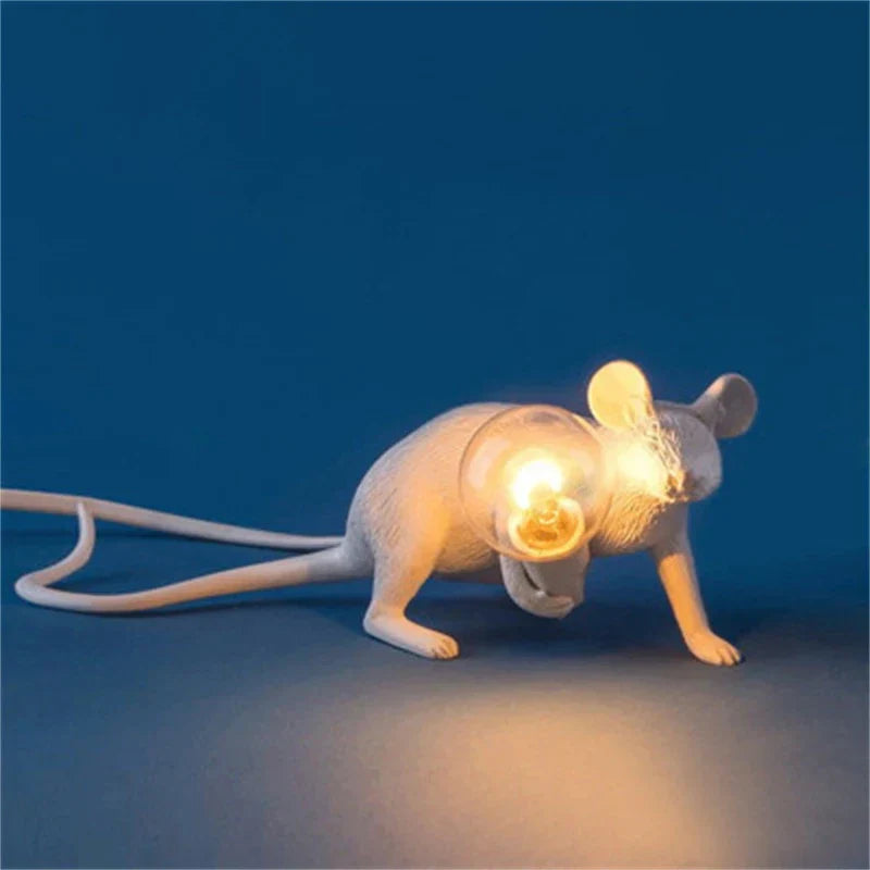 Lámpara de escritorio Night Rat